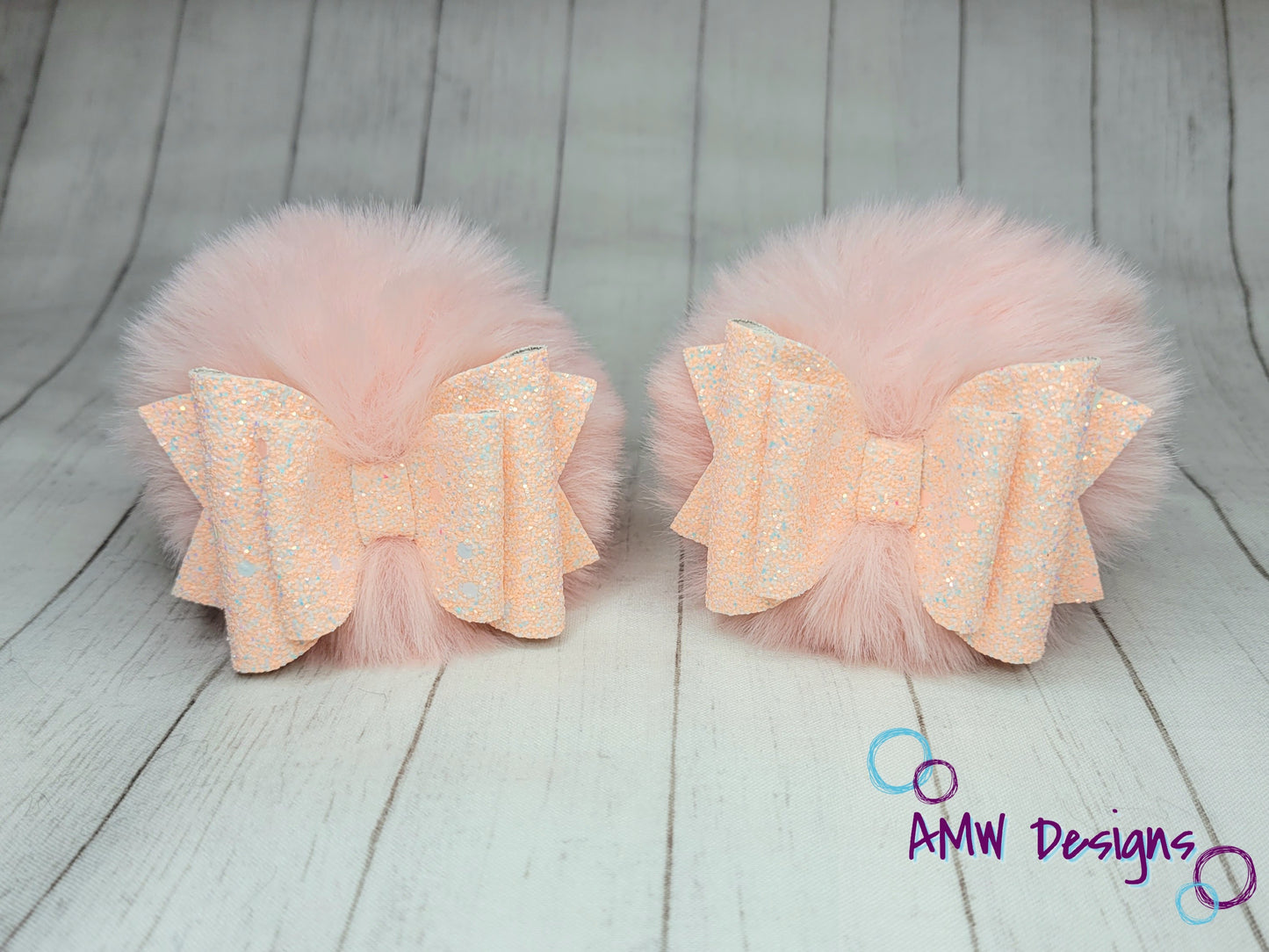 Just Peachy Pom Piggies