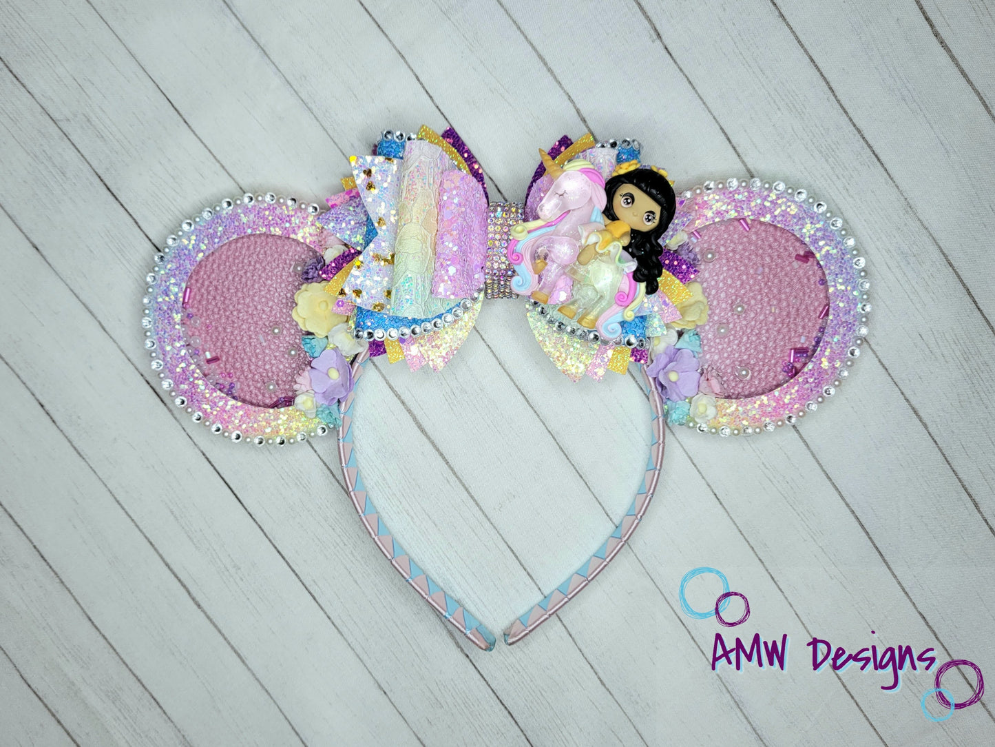 Pastel Unicorn Shaker Ears