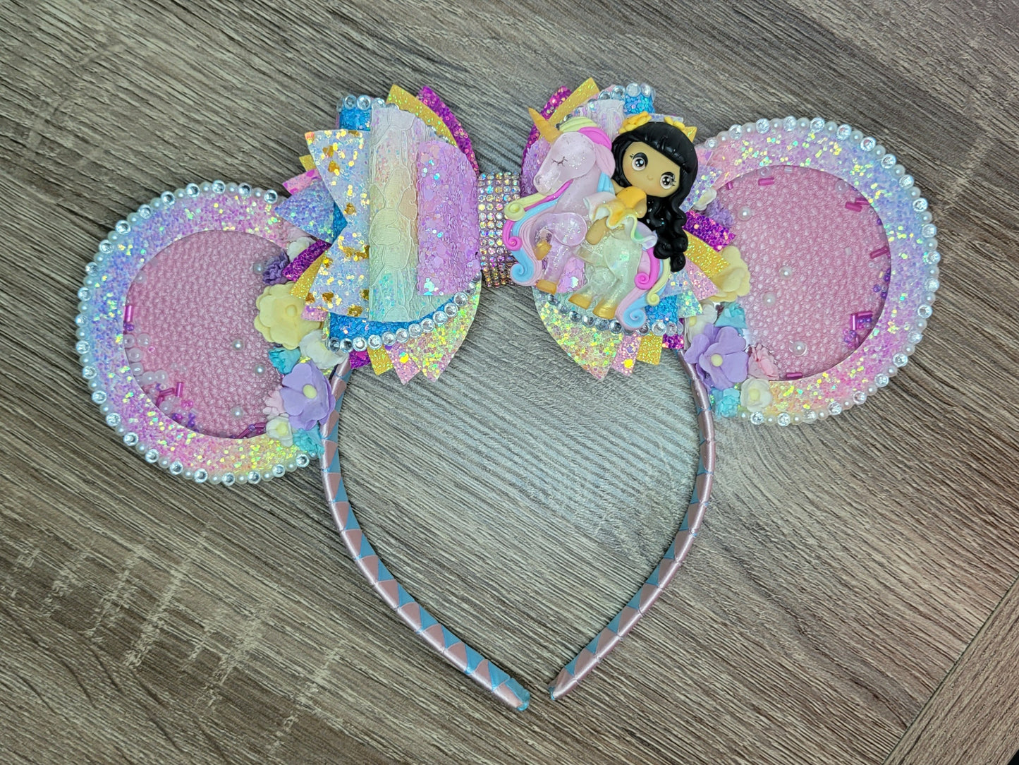 Pastel Unicorn Shaker Ears