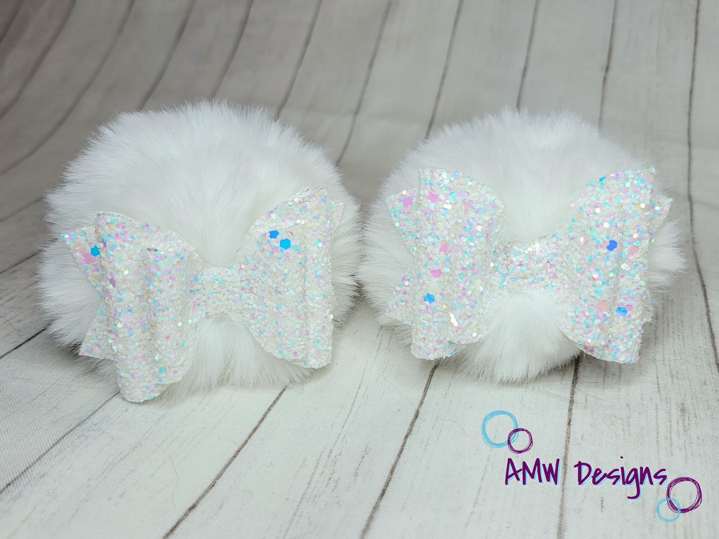 Bright White Irridescent Pom Piggies