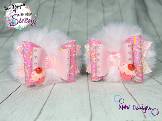 Pink Cupcake Pom Piggies