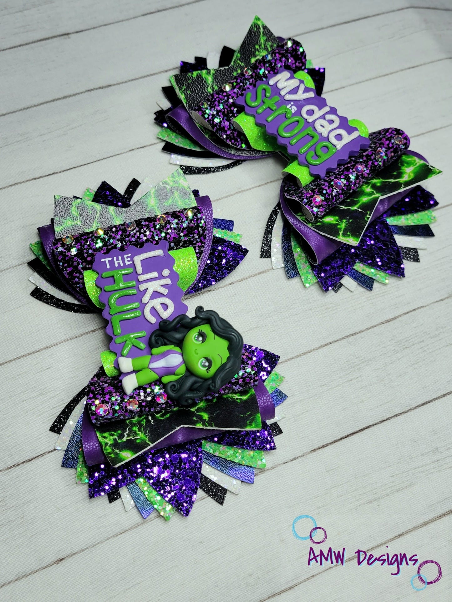"My Dad is Strong, like the Hulk!" XL Pigtail Bows