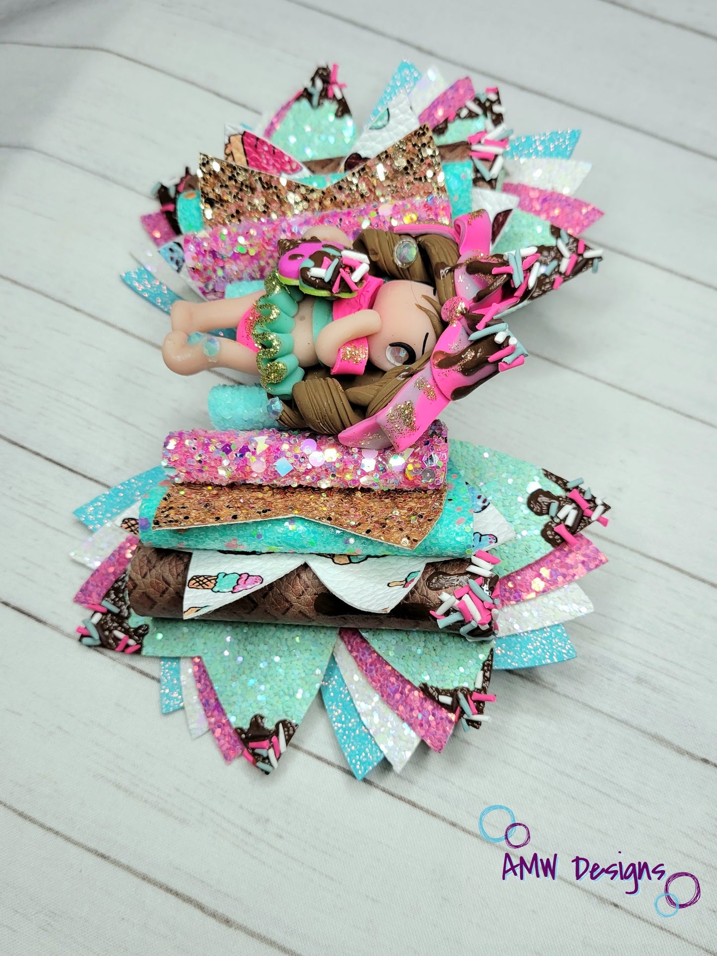 "Chocolate & Sprinkles, please!" Bow